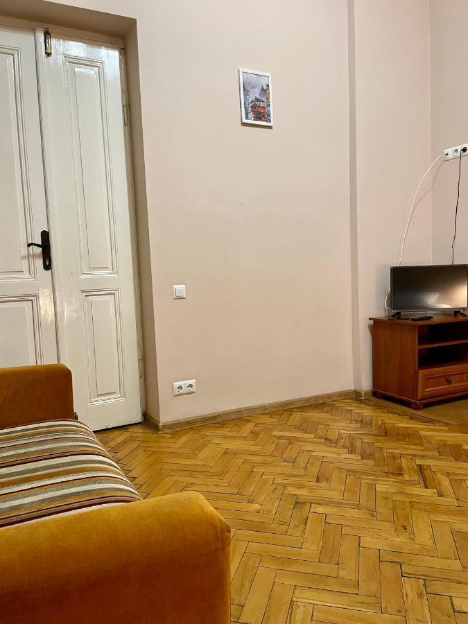 Romantic Apartments - City Center 5 15 Lvov Exteriér fotografie